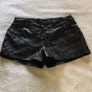 Guess shorts